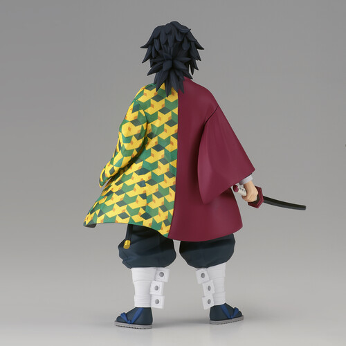 DEMON SLAYER: KIMETSU NO YAIBA VOL.46 GIYU TOMIOKA Collectibles on ...