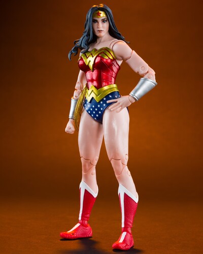 McFarlane Vault Collection - DC Multiverse - Wonder Woman (Classic