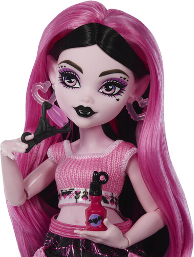 Monster High Self-Scare Secrets Draculaura Doll