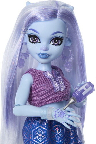 Monster High Self-Scare Secrets Abbey Bominable Fashion Doll