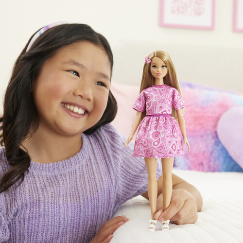 barbie fashionistas pink dress Barbie, Fashionistas Doll, #238, Pink Hair with Barrette Accessory