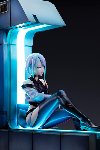 Cyberpunk: Edgerunners - Lucy 1/7 Scale PVC Figure