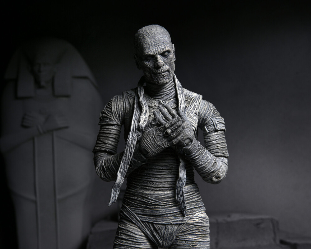  - Universal Monsters Mummy 7in Ultimate Af Black & W