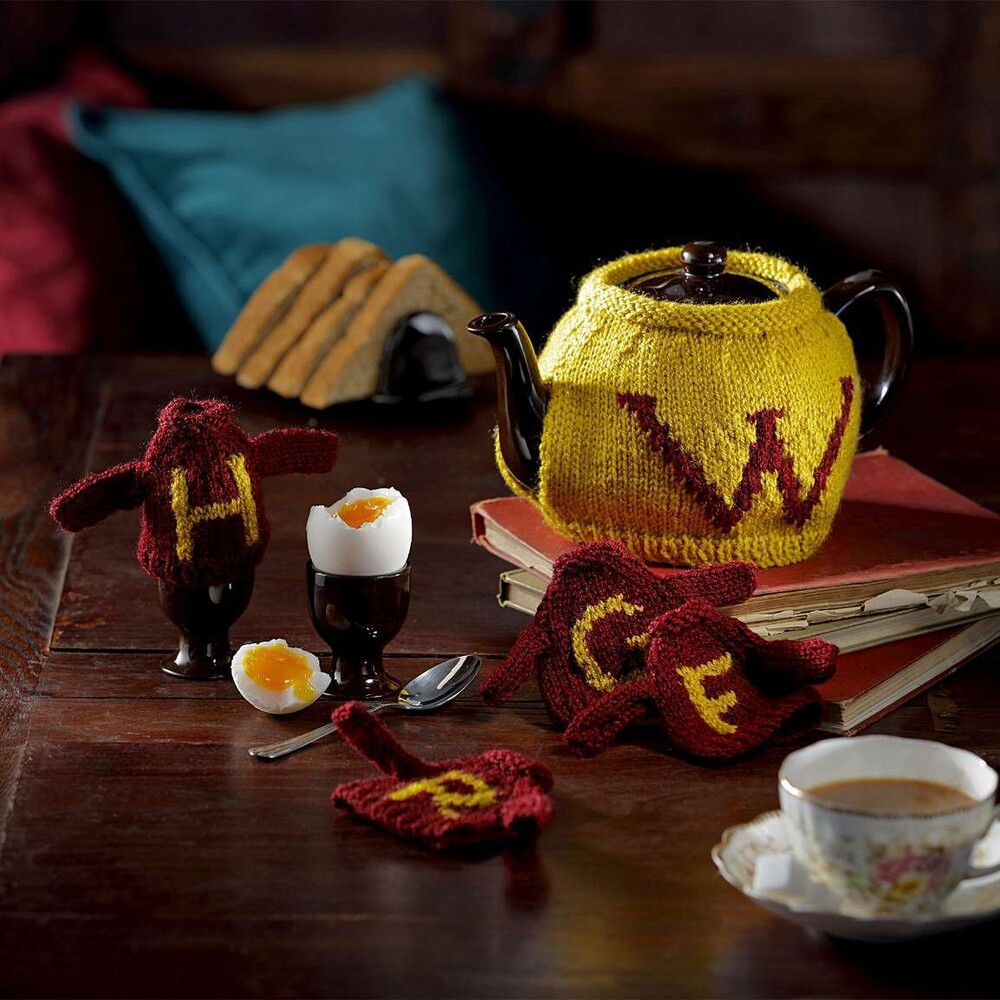 Wizarding World of Harry Potter - Wizarding World of Harry Potter - 002 Tea and Egg Cosies