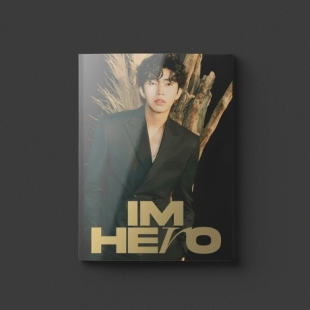 Lim Young Woong - Im Hero: Photo Book Version (Post) (Stic) (Pcrd)
