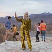 European Heartbreak , Amber Arcades