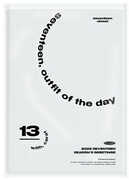 2022 Season's Greetings (incl. 104pg Photobook, 80pg Diary, Desk Calendar, Digital Code Card, ID Photo Set, 4-Cut Unit Photo Set, Instant Photo Set + Layered Hang-Tags) [Import] 