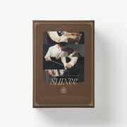 2022 Season's Greetings (incl. Desk Calendar, 120pg Hard Cover Diary, 12pc Postcard Set, 2 Poster Calendars, 2 Sticker Sets, 12pc A4 Poster Set, 12pg Mini-Brochure + Concert Ticket w/ Photo Postcard Set) [Import] 