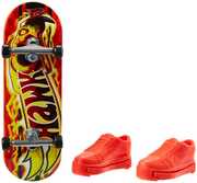 Mattel - Hot Wheels Skate Tony Hawk Wildfire Freestyle Finger Skateboard + 1 Pair of Shoes