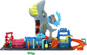 Hot Wheels City Ultra Shark Car Wash with Color Change Toy Car in 1:64 Scale 