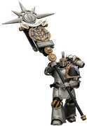 Warhammer 40K: The Horus Heresy - Iron Warriors: Command Squad Chosen with Legion Standard 1/ 18 Action Figure