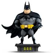 DC Comics - Animated Icons - Batman Figure