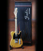 Axe Heaven Fender Telecaster Butterscotch Blonde Miniature Guitar FT-001 