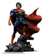 Iron Studios - DC Comics - Art Scale 1/ 10 - Superman Absolute Statue