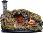 WETA Workshop Polystone - 16 Hill Lane Hobbit Hole (Halloween Edition) 