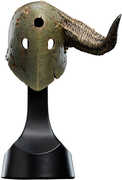 WETA Workshop Mini Prop Replica - Warhammer: Age of Sigmar - Putrid Blightking Helm Helmet Replica
