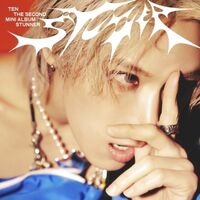 Stunner - Photo Book Version - incl. 72pg Photobook + Photocard