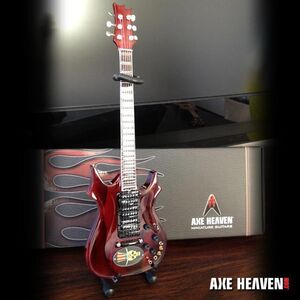 Axe Heaven Jerry Garcia Signature Top Hat Mini Guitar Replica Collectible Officially Licensed JG-406