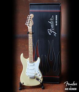 Axe Heaven Fender Cream Stratocaster Mini Guitar Replica Collectible FS-013