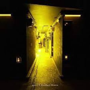 Hundred Shivers [Transparent Yellow Colored Vinyl With Black Splatter] [Import]