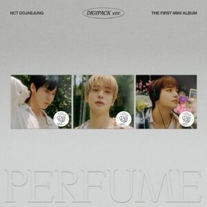 Perfume - Digipak Version - incl. Booklet, Poster + Photocard [Import]