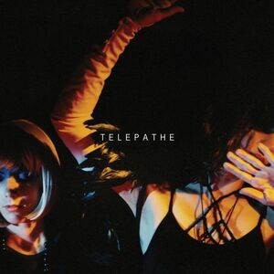Dance Mother , Telepathe