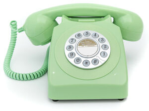 GPO Retro GPO746DPBGR 746 Desktop Push Button Telephone - Green 