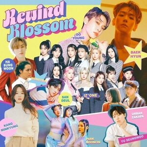 Rewind: Blossom (incl. Cassette, 21pc Photocard Set, 4pc Sticker Set, 2 Handwriting Stickers, 3 Deco Stickers, 2 Label Stickers, Note, Calendar + Poster) [Import]