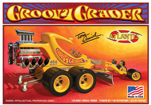 Tom Daniel - 1:24 Scale Model Kit - Groovy Grader