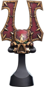 WETA Workshop Mini Prop Replica - Warhammer 40,000 - Khorne Berzerker Miniature Helmet