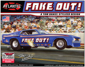 Tom Daniel - 1:32 Scale Model Kit - Fake Out Funny Car