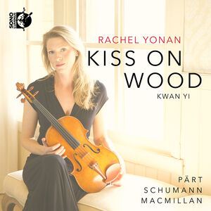 Kiss On Wood , Kwan Yi