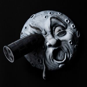 Infinite Statue - La Lune De George Melies Wall Plaque