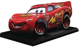 Iron Studios - Cars - Art Scale 1/ 10 - Lightning McQueen Statue 
