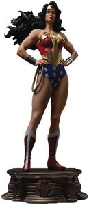 Iron Studios - DC Trinity - Legacy Replica 1/ 4 - Wonder Woman Statue 