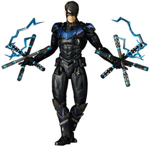 DC - Revoltech: Amazing Yamaguchi - Nightwing Action Figure