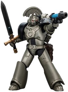 JOYTOY - Warhammer 40K: The Horus Heresy - Iron Warriors: MKVI Tactical Sgt. with Power Sword & Plasma Pistol 1/ 18 Action Figure