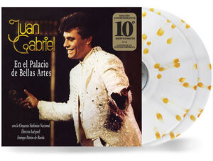 En El Palacio De Bellas Artes , Juan Gabriel