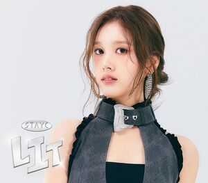 Lit - Solo J Edition [Import] , STAYC