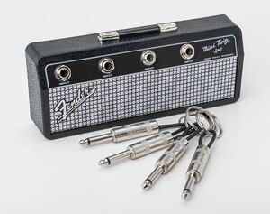 Pluginz - Fender - Jack Rack - Black & Silver with 4 Guitar Plug Keychains