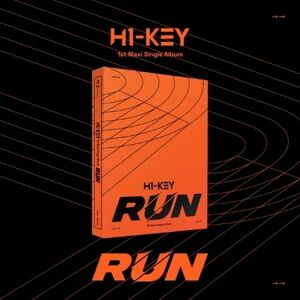 Run - incl. Photo Book, Photo Card, Sticker + Postcard [Import]