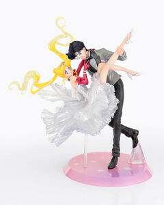 Tamashii Nations - Sailor Moon - FiguartsZero chouette - Usagi & Tuxedo Mask (Moonlight Glow Edition)