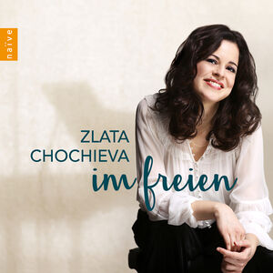 Im Freien , Zlata Chochieva