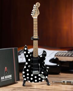 Axe Heaven Buddy Guy Fender Stratocaster Polka Dot Finish Mini Guitar Replica Collectible FS-023