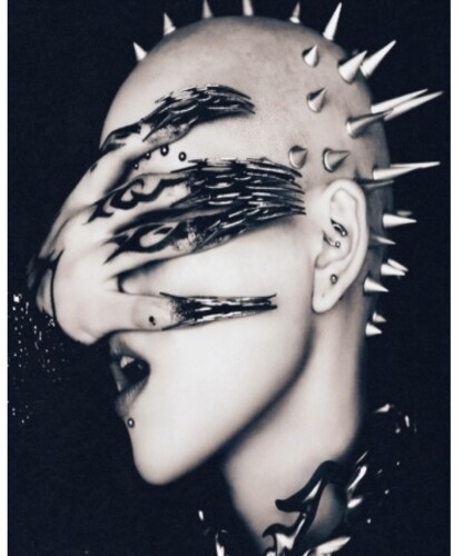 Vol. 1 - Cocona Version - incl. Member Booklet, 2 Logo Stickers, Member Photo Poster, Member Photocard, Sticker Sheet + Member Solo Trading Card