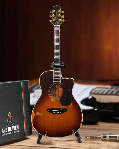 AXE HVN TK381 TOBY KEITH SUNBURST MINI GUITAR