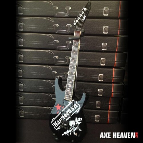 AXE HVN JEFF HANNEMAN SLAYER RED STAR MINI GUITAR
