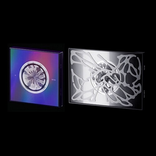 New DNA - Random Cover - incl. Photobook, Logo Sticker Set, Trading Card, Postcard, Lyrics Paper + Tattoo Sticker [Import]