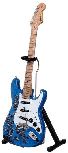 AXE HVN D LOZEAU DOTD FENDER STRAT DRAGON