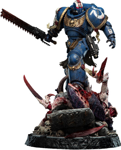 WETA Workshop - Warhammer 40K - Lieutenant Titus - Battleline Edition Polystone Statue